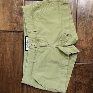 Abercrombie & Fitch Low Rise Olive Green Shorts Girls SZ 16